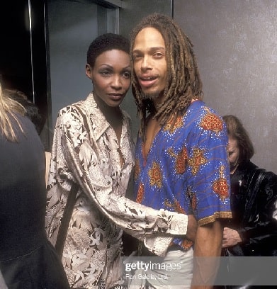 A picture of Gary Dourdan's ex wife Roshumba Williams hugging him.