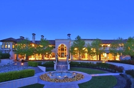 Carmelo Anthony's mansion worth $10 million.