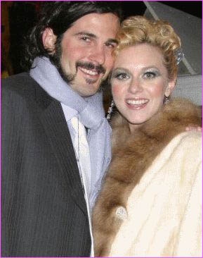 Hilarie Burton prise en photo.