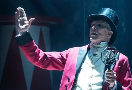 Michael Buffer as Baritone Bates in Dumo.