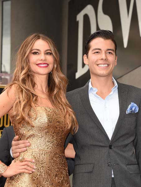 Manolo Gonzalez poses for a picture with his mother Sofia Vergara.