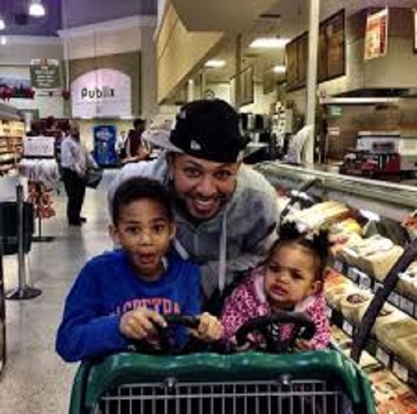 Autumn and Andrew with their father, DJ Babey Drew.