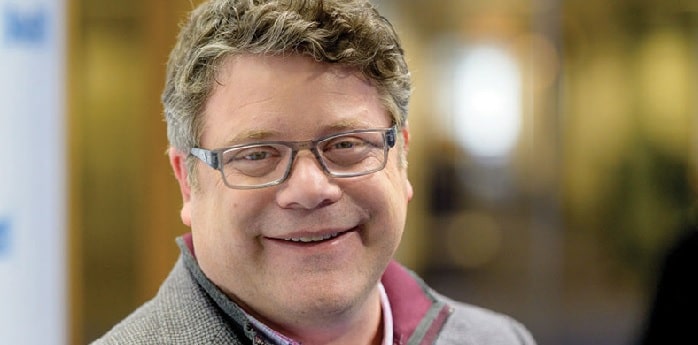 Sean Astin's Huge $20 Million Net Worth - Earning From Movies and Endorsed By Big Brands 