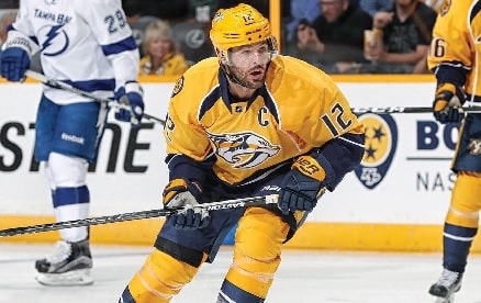 A picture of Mike Fisher playing for Predators. 