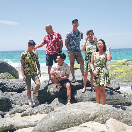 Roi Wassabi on a vacation with his siblings Reymound, Russell, Ariel, and with their parents.