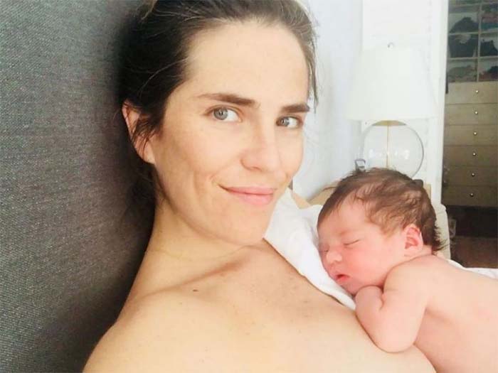 Et billede af Karla Souza og Gianna Trenkmann.