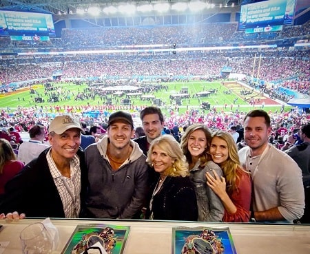 Holly Bankemper with her husband Cris Collinsworth, children Austin Collinsworth, Katie Collinsworth, Ashley Collinsworth, Jack Collinsworth, and son-in-law Patrick Hughes.