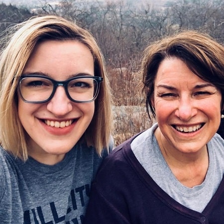 A picture of Abigail Klobuchar Bessler with her mother.