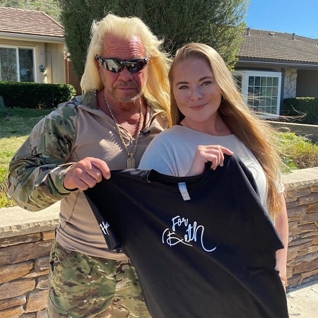 Dominic Davis's half-sister Cecily Chapman with her father Duane Chapman. 