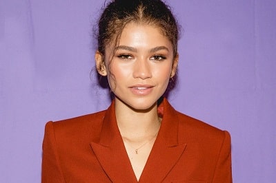 Katianna's famous sibling- Zendaya.