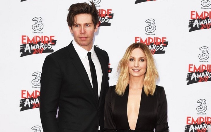 6 Facts About James Cannon Downtown Abbey Star Joanne Froggatt S Former Husband Glamour Path