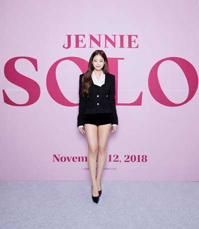 Kim Jennie in Press Conference