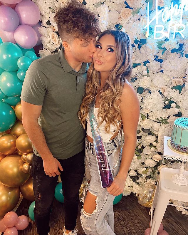 Gabrielle Moses with her ex-boyfriend Luke Hollingshead on her birthday party