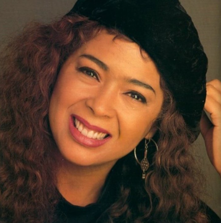 Irene Cara, an American singer and actress, became famous for her role as Coco Hernandez in the 1980 musical film "Fame." 