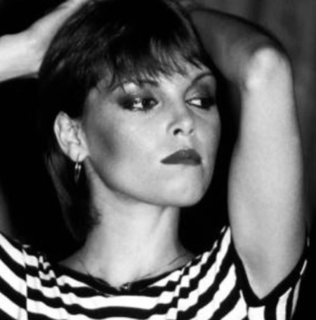 Pat Benatar is a famous American rock singer and songwriter. 