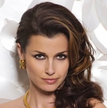 Bridget Moynahan started her journey into the modeling world right after high school.