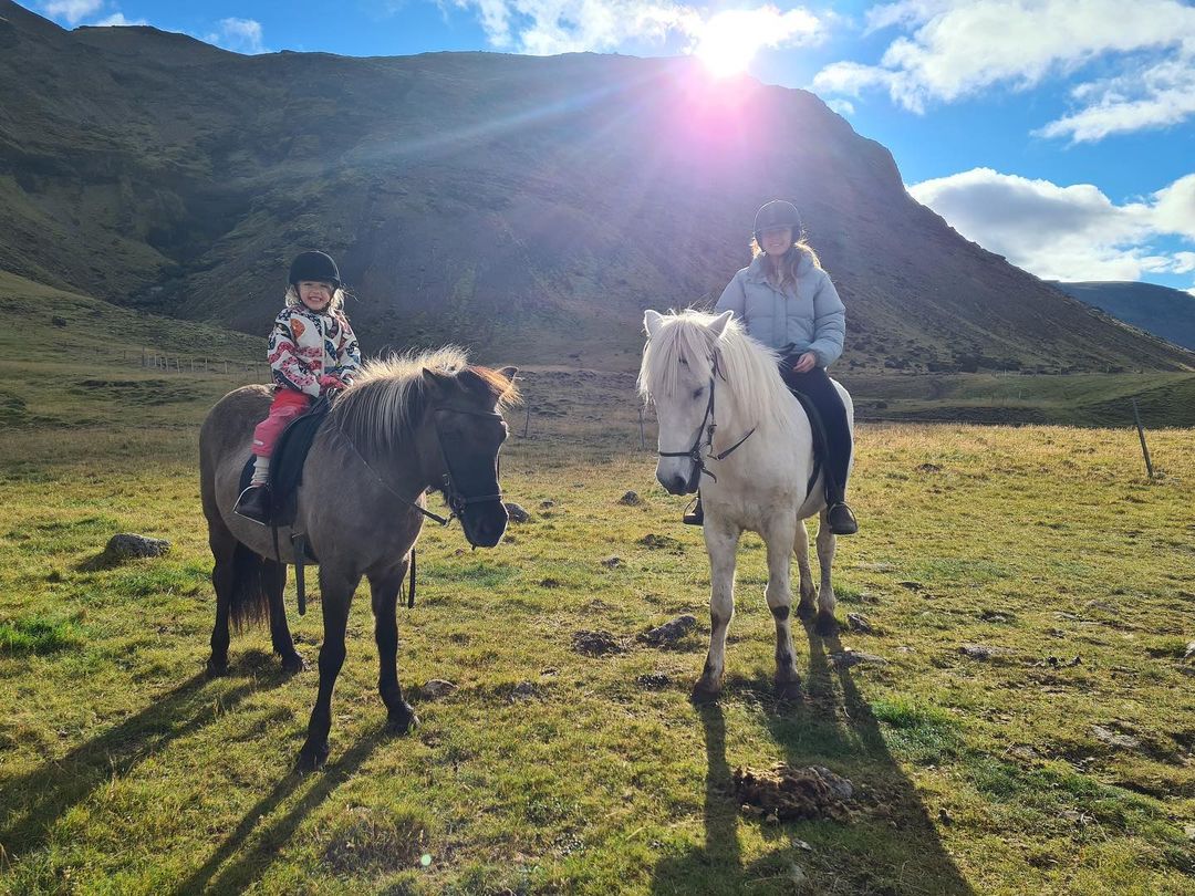 Biridie Thwaites and her mother, Chloe Pacey riding horses.