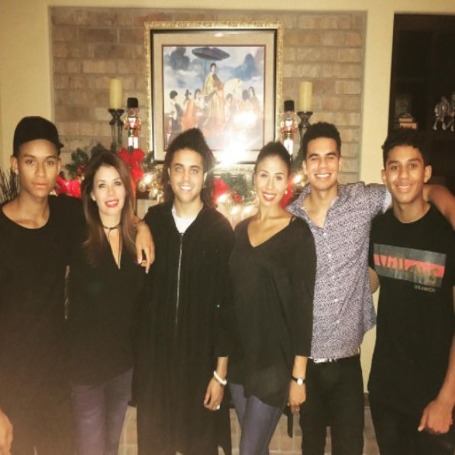 Photo of Jermaine Jackson Jr siblings and half-siblings.