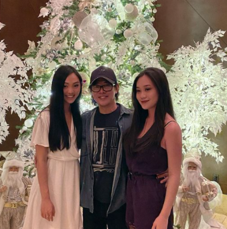 Jet Li's wife is Nina Li Chi. 