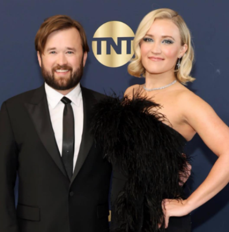 There were speculations about Haley Joel Osment's sexuality after he played a gay character in the LGBT comedy film "Sassy Pants." 