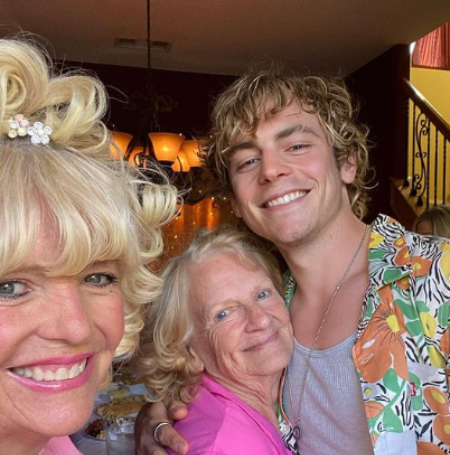 Stormie Lynch is really popular on Instagram, and she is the mom of the famous band R5.