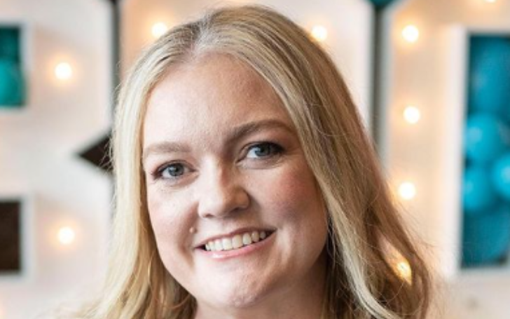 Colleen Hoover's Net Worth Breakdown: How the Author Turned Words into Wealth?