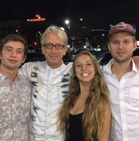 Andy Dick is with his children. 