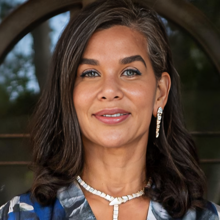 Suzanne Mcfayden Net Worth