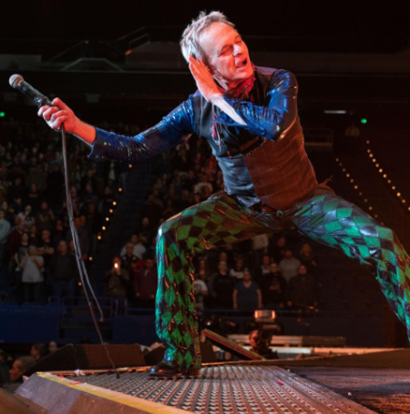 David Lee Roth joined forces with Van Halen to record "Best Of Volume 1."